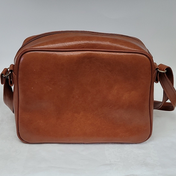 Vintage "Holiday" brand 2 piece faux leather luggage set made in Korea - Picture 13 of 15